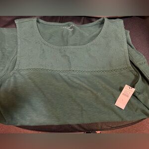 Talbots, cotton Shell , large. With tag. New worn . Pointelle in front.tank.